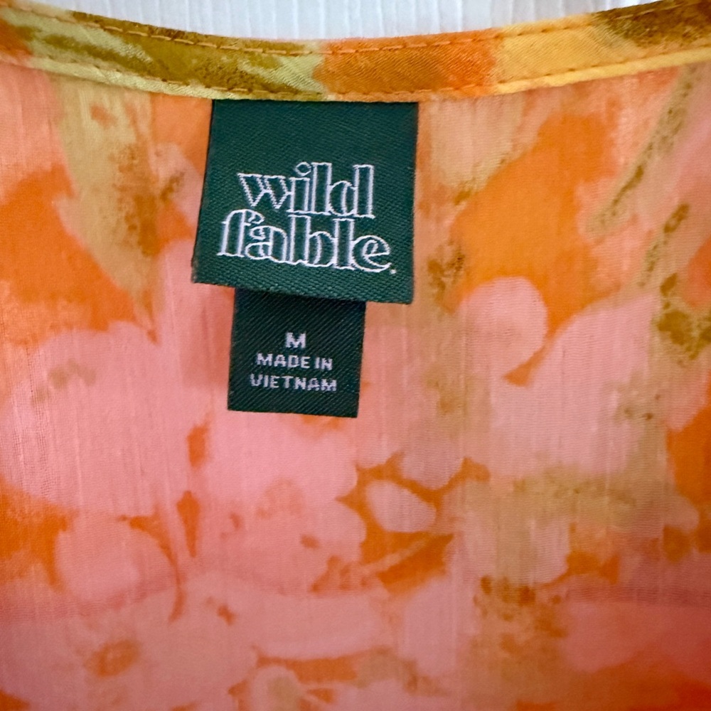 Floral Ruffle Duster - Picture 5 of 10